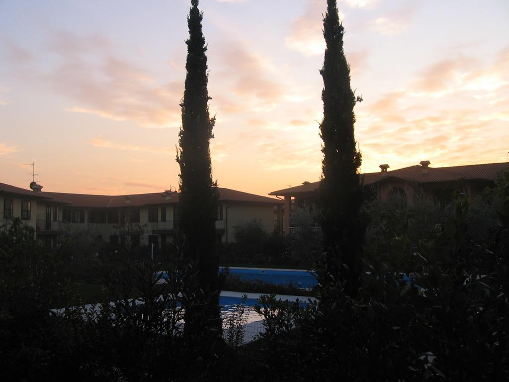 Casa Vacanze Serraglie Raffa Buitenkant foto