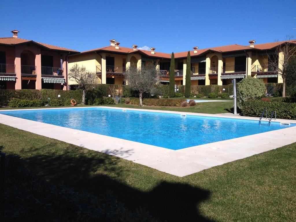 Casa Vacanze Serraglie Raffa Buitenkant foto