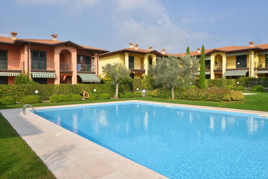 Casa Vacanze Serraglie Raffa Buitenkant foto