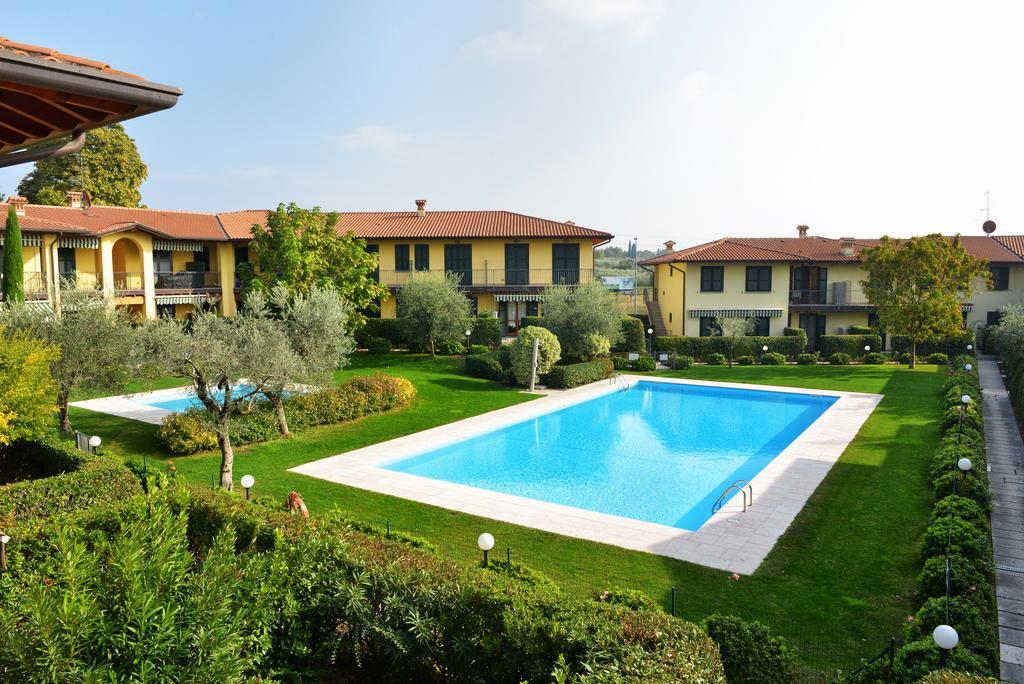 Casa Vacanze Serraglie Raffa Buitenkant foto