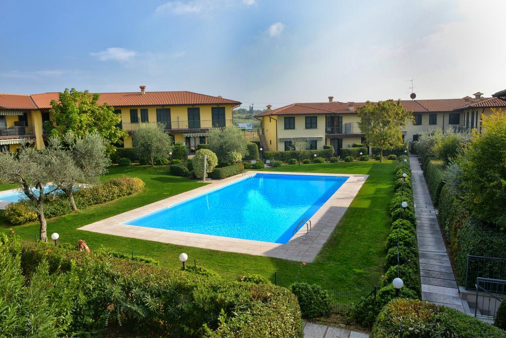 Casa Vacanze Serraglie Raffa Buitenkant foto