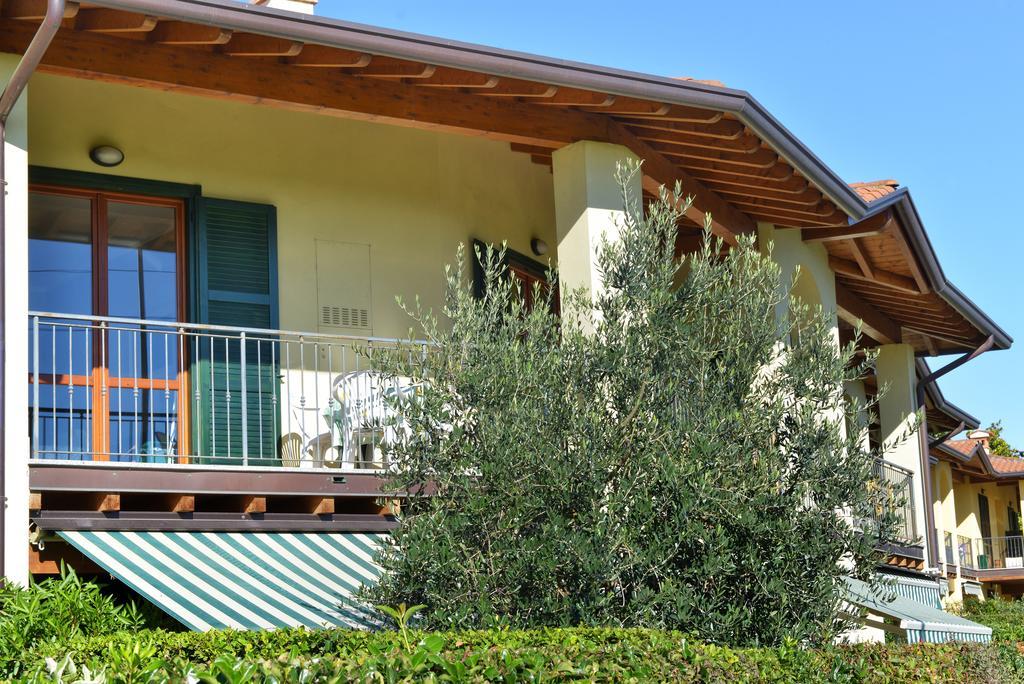 Casa Vacanze Serraglie Raffa Buitenkant foto