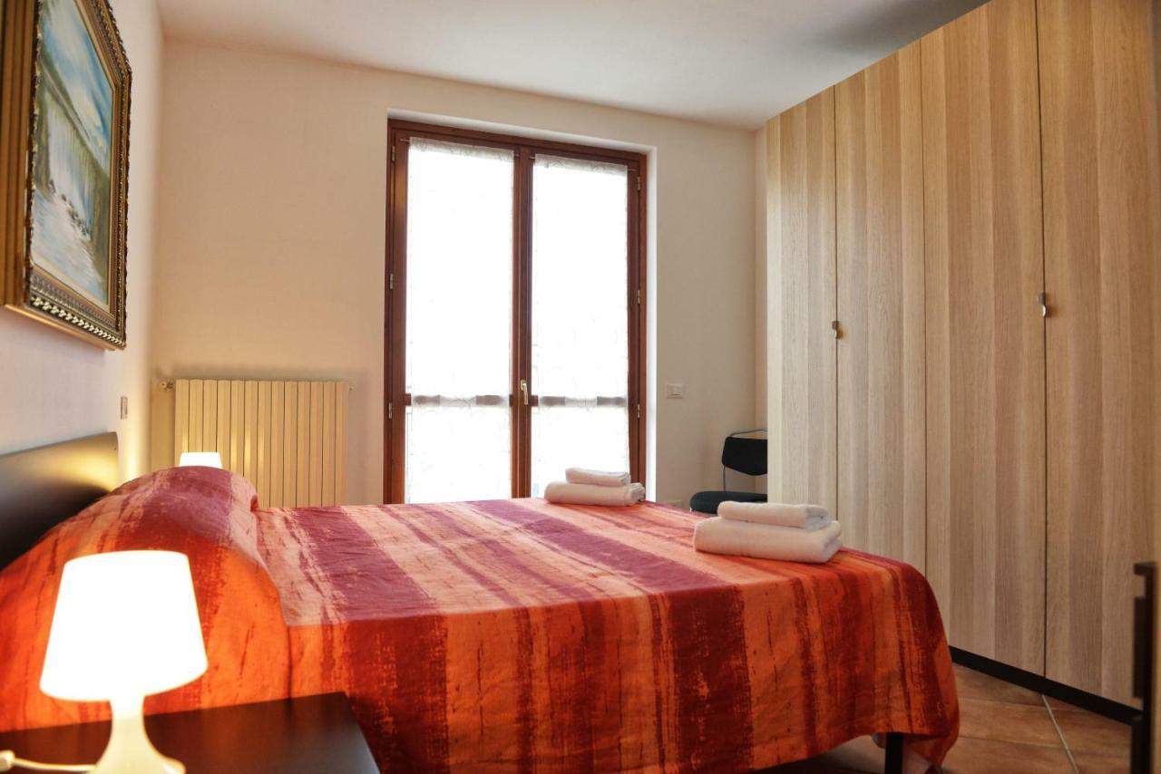 Casa Vacanze Serraglie Raffa Buitenkant foto